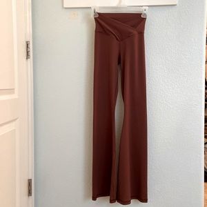 Offline by Aerie Real Me crossover flare legging